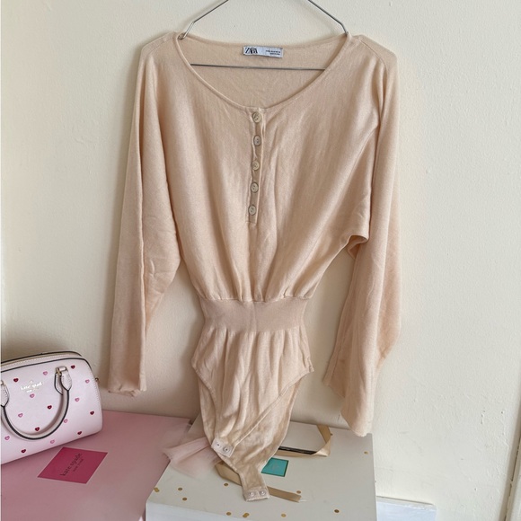 Zara Light Beige Buttoned Bodysuit - Picture 1 of 2